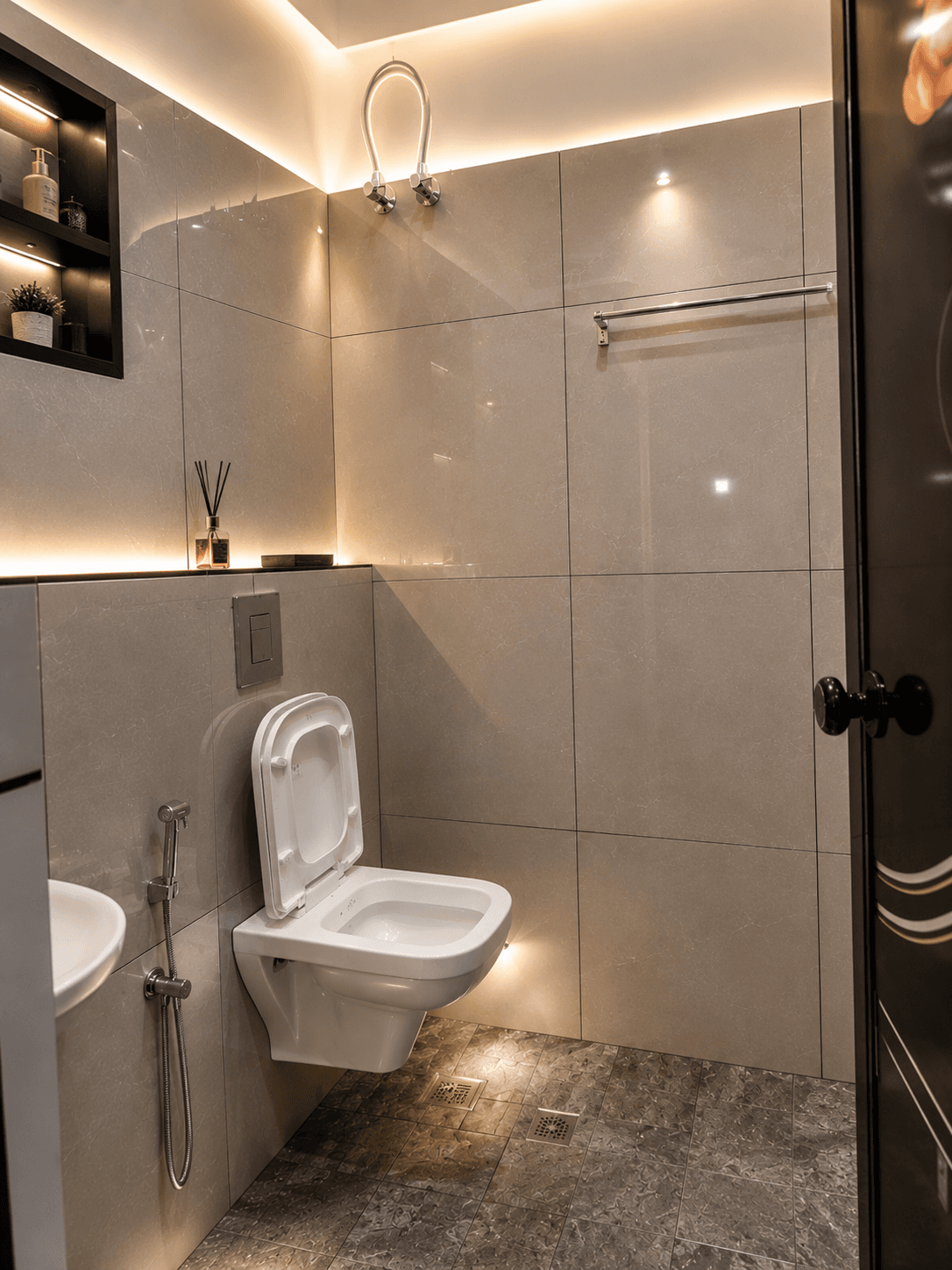 Clean Attached Bathroom at Green Field Apartments